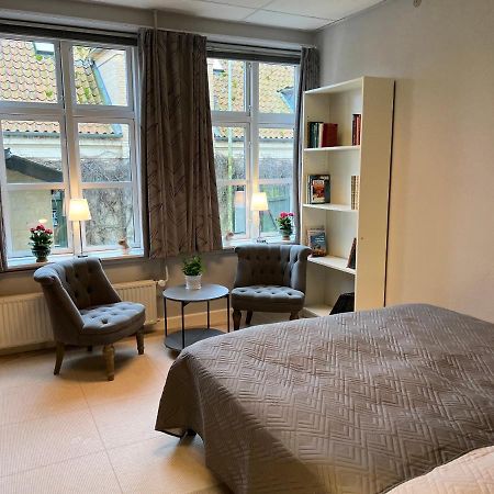 Apothekergaarden Stege Stuen Mod Gardhaven Bed & Breakfast Exterior foto